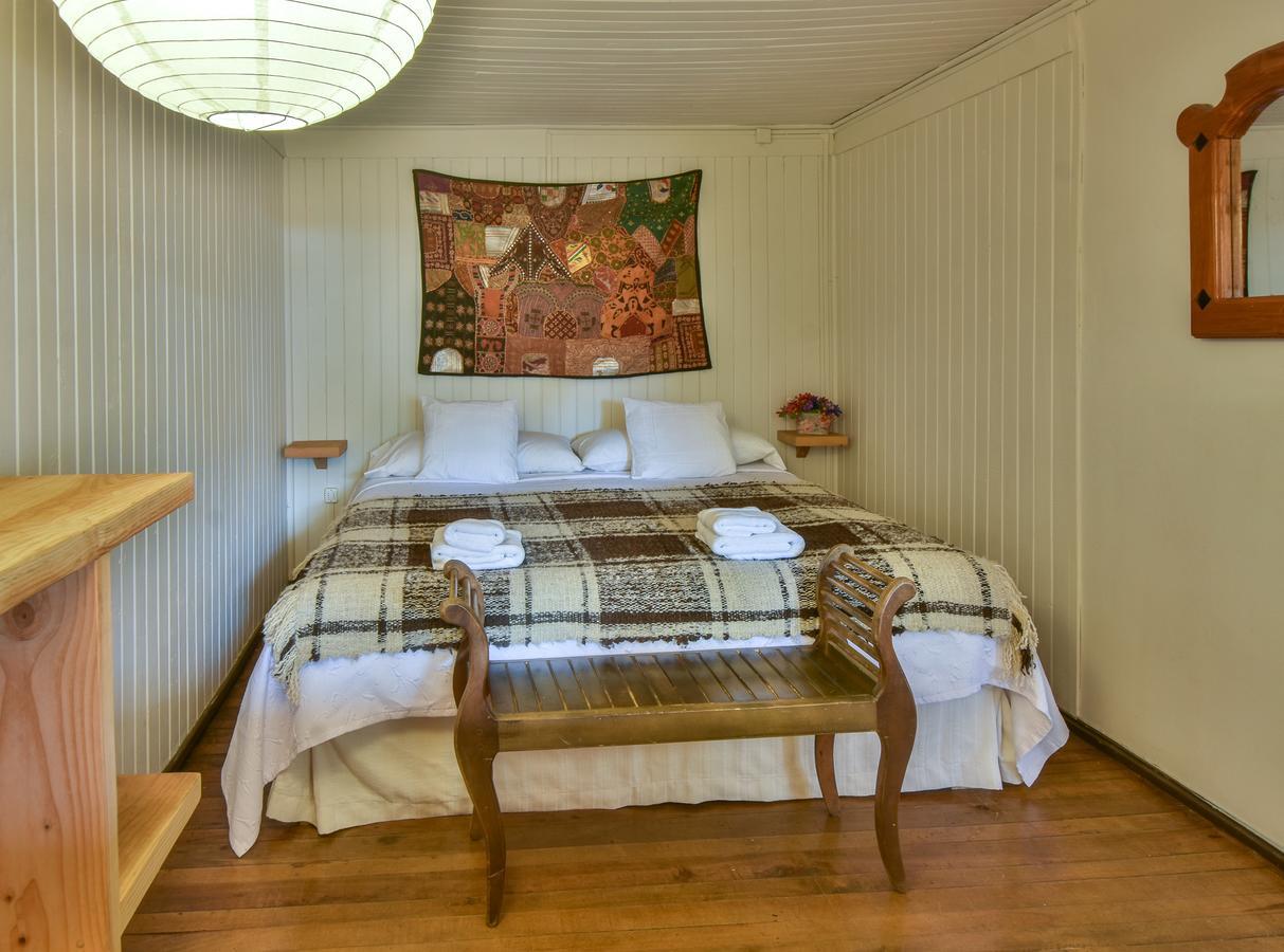 Guest house Hola